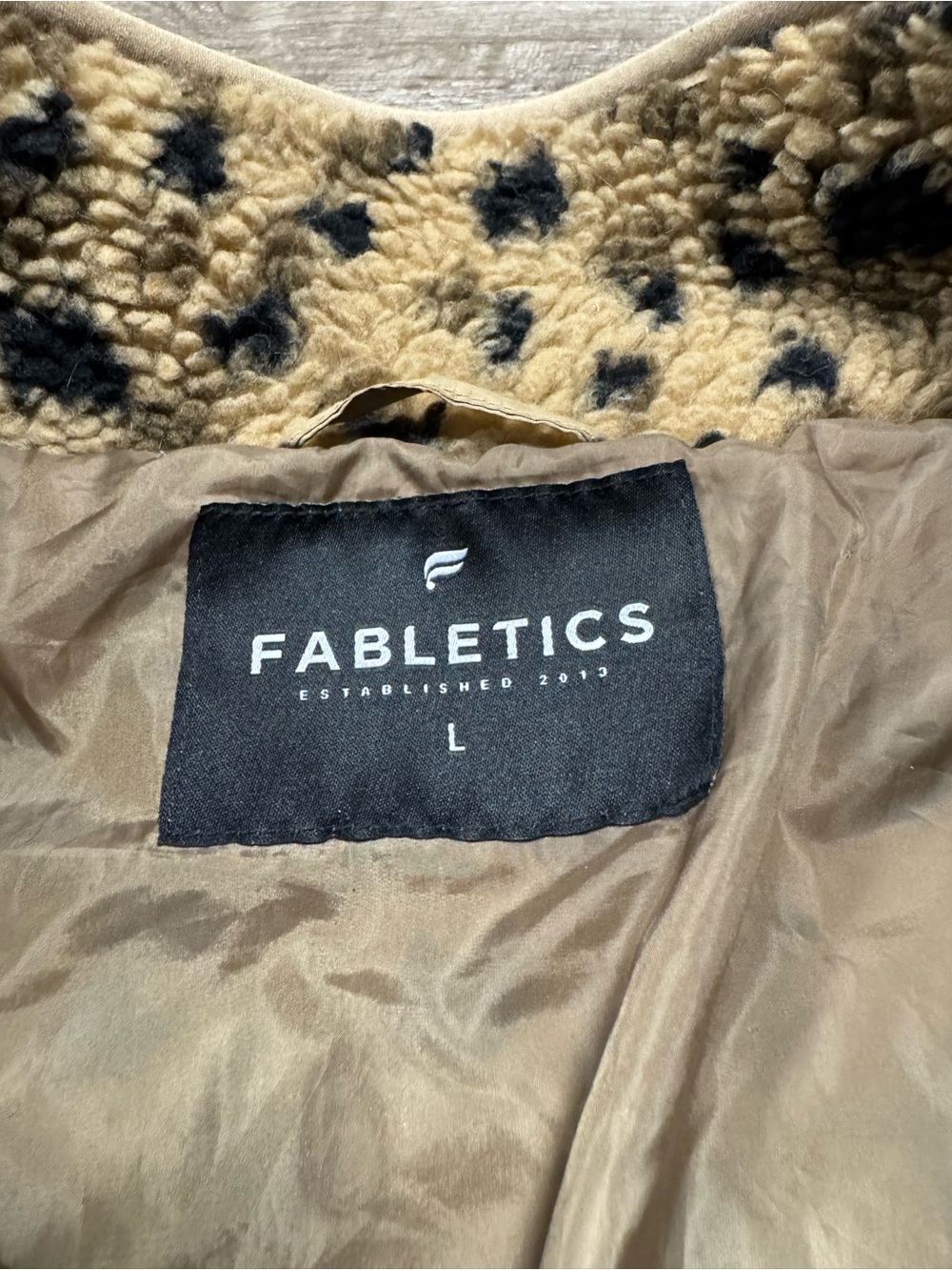 Fabletics Tahoe Teddy Jacket Size Large - Picture 5 of 9